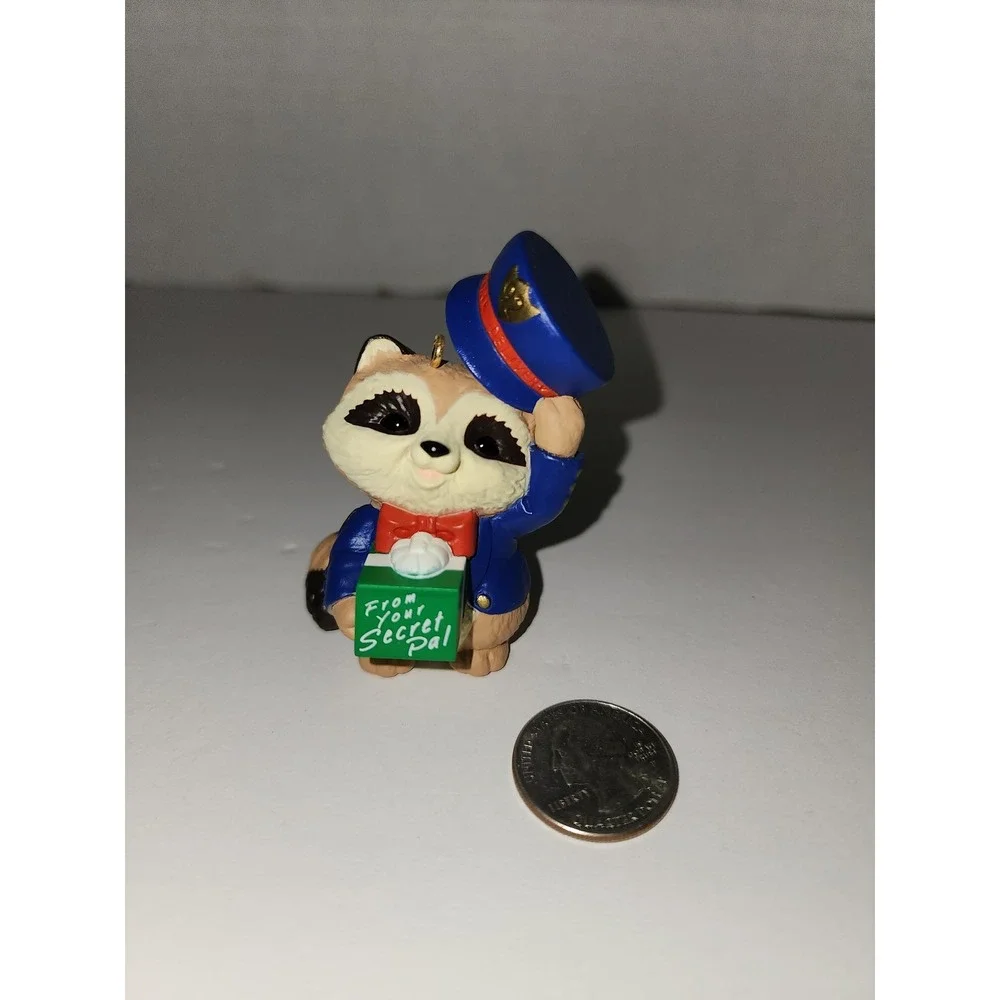 1992 Hallmark‎ Keepsake Christmas Tree Ornament Secret Pal Raccoon